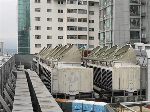 低噪音<a href=http://www.deyou56.com target=_blank class=infotextkey>冷卻塔降噪</a>